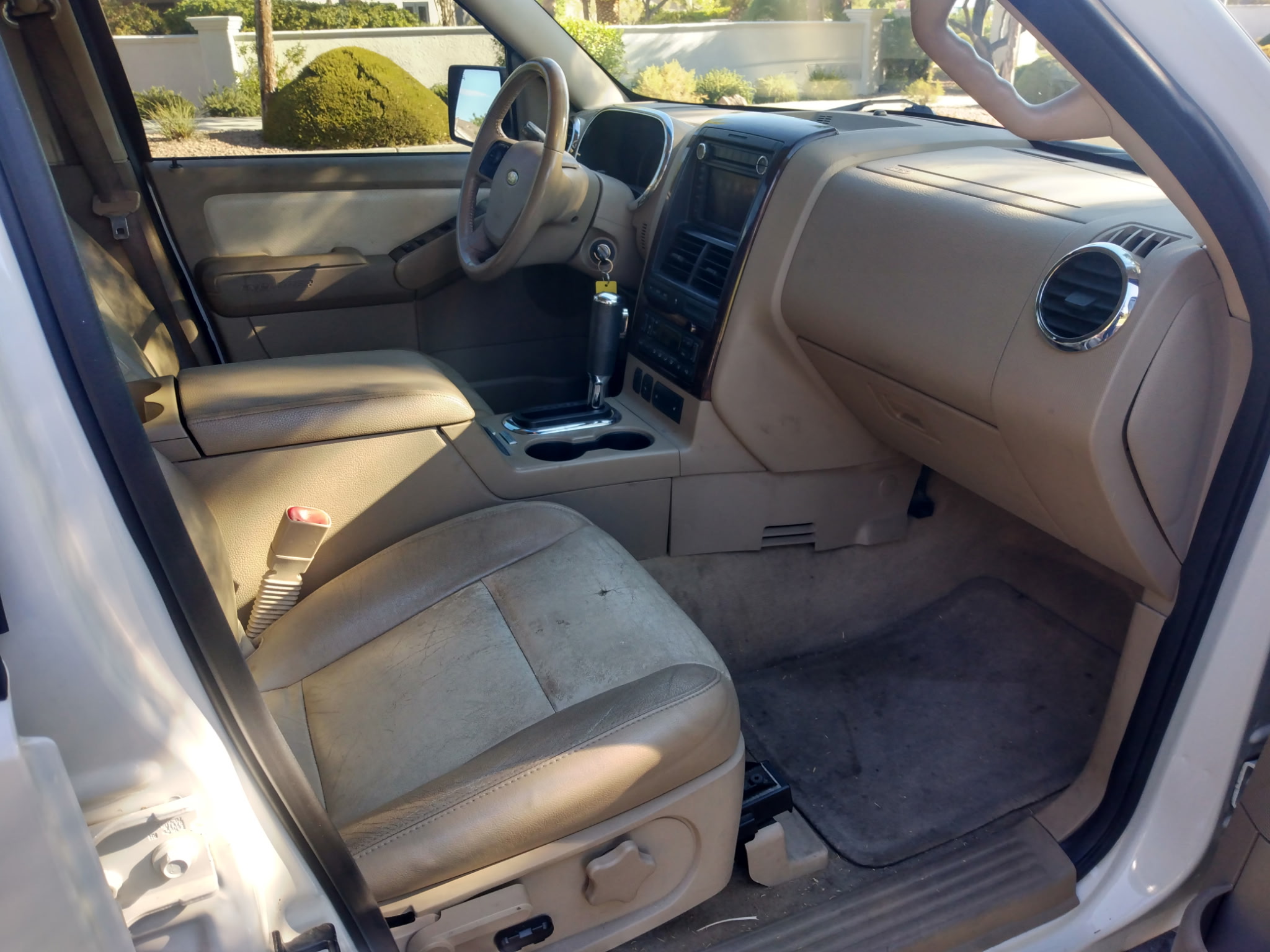 Used 2008 Ford Explorer Limited RWD image 10