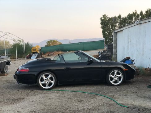 Used 2001 Porsche 911 Cabriolet image 14