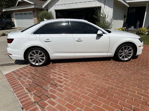 Used 2019 Audi A4 2.0T Premium Plus w/ Premium Plus Package FWD image 5