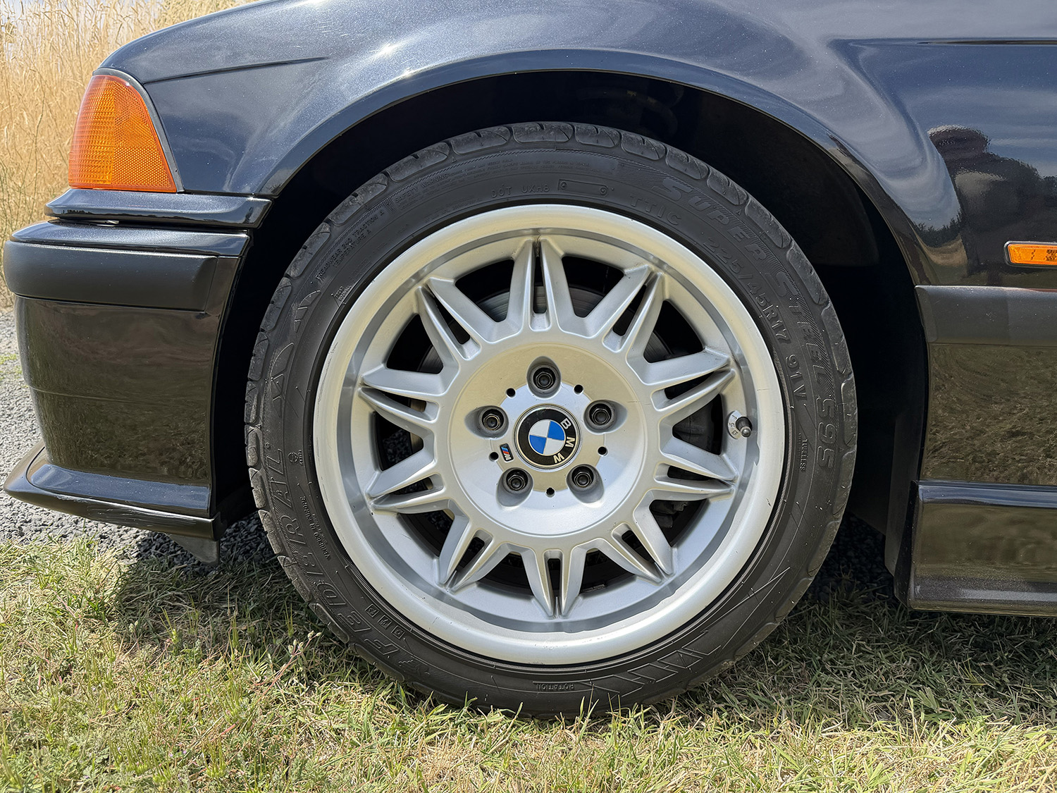 Used 1997 BMW M3 Coupe RWD image 9