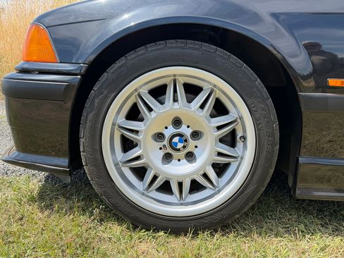 Used 1997 BMW M3 Coupe RWD image 9