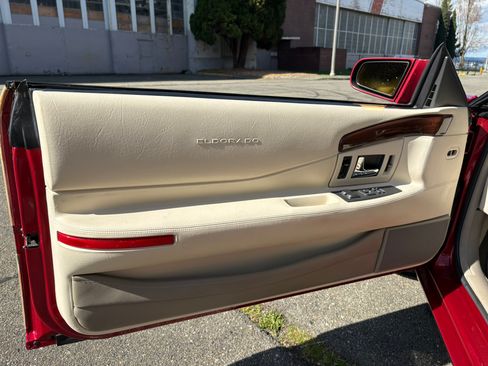 Used 2002 Cadillac Eldorado Touring w/ Preffered Equipment Group image 13