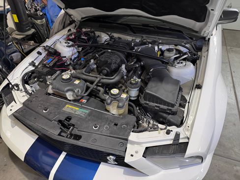 Used 2007 Ford Mustang Shelby GT500 RWD image 11