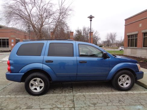 Used 2005 Dodge Durango SLT w/ Interior Convenience Group image 5
