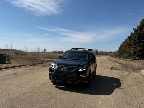 Used 2022 Lexus GX 460 w/ Black Line Special Edition image 5