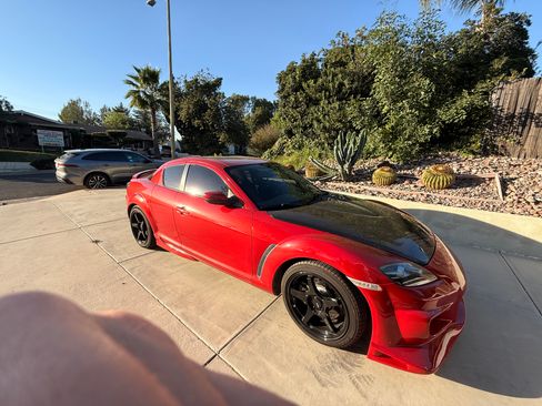 Used 2004 MAZDA RX-8 w/ MT Grand Touring Pkg RWD image 4