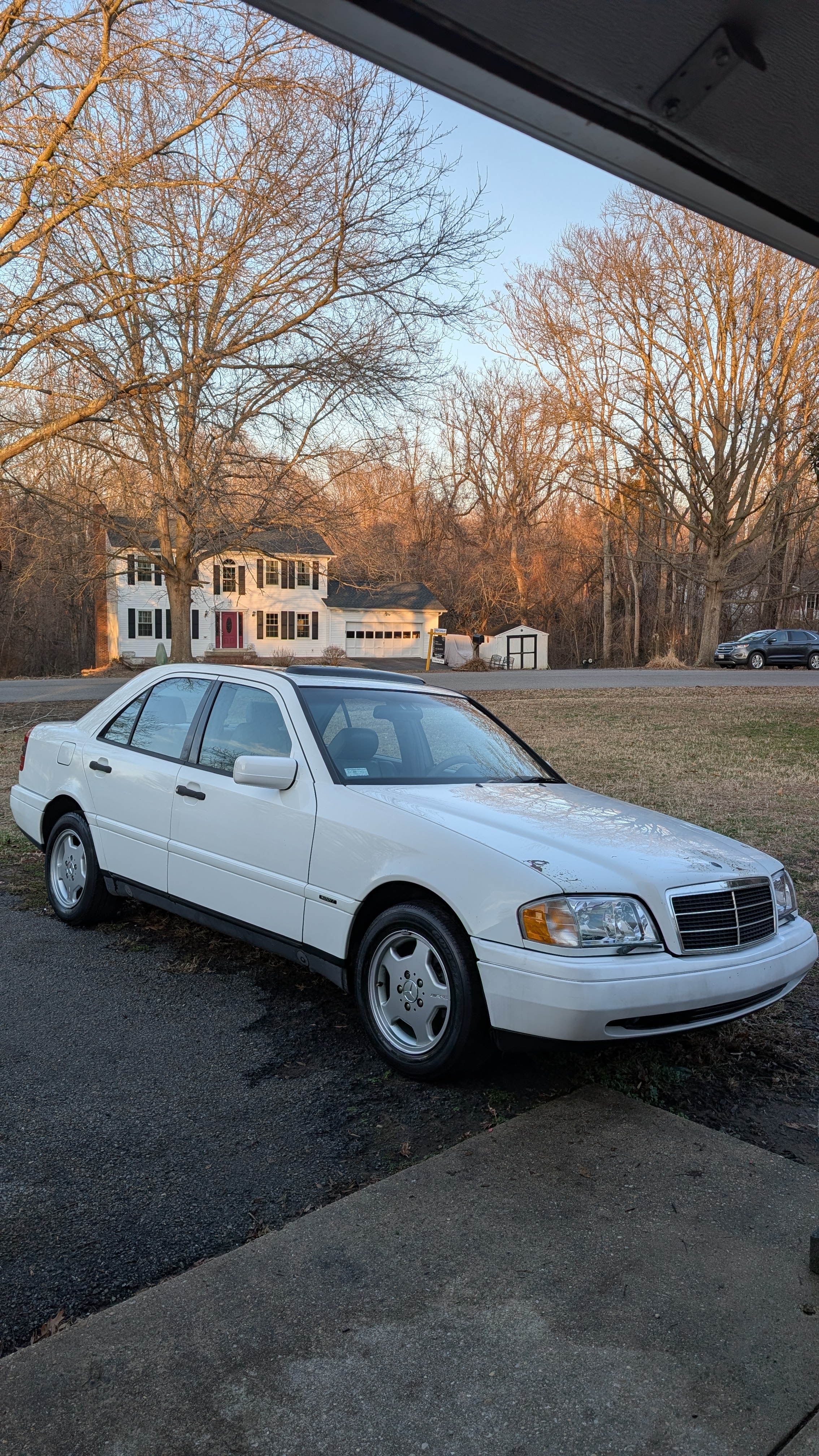 Used 1997 Mercedes-Benz C 280 Sedan image 2