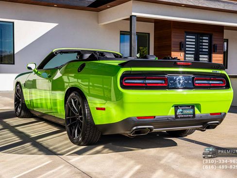 Used 2023 Dodge Challenger SRT Hellcat image 9
