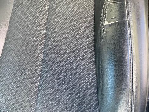 Used 2012 Toyota Sienna SE image 10