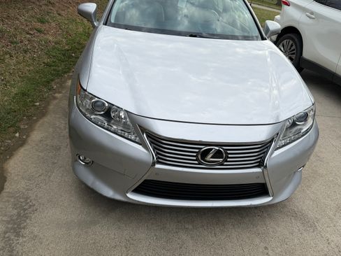 Used 2014 Lexus ES 350 350 Sedan 4D w/ Luxury Package image 9