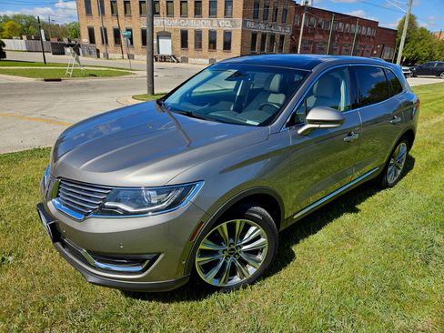 Used 2016 Lincoln MKX Reserve w/ Technology Package AWD/4WD image 1