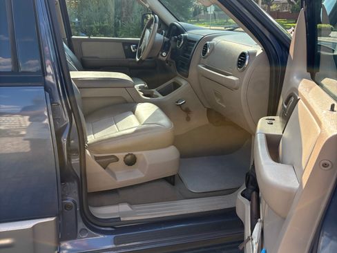 Used 2003 Ford Expedition Eddie Bauer image 6