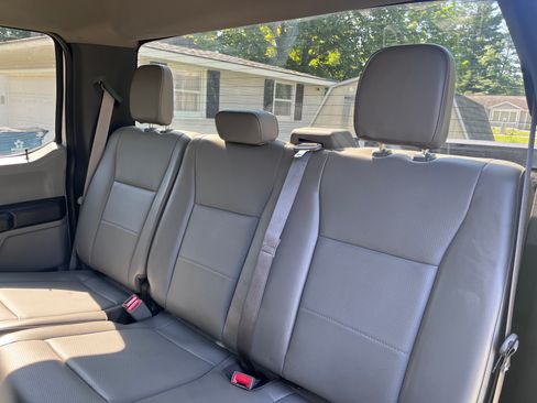 Used 2019 Ford F250 XL w/ Power Equipment Group AWD/4WD image 11