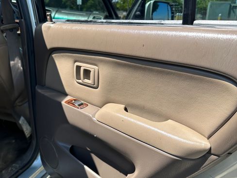 Used 1999 Toyota 4Runner Limited image 18