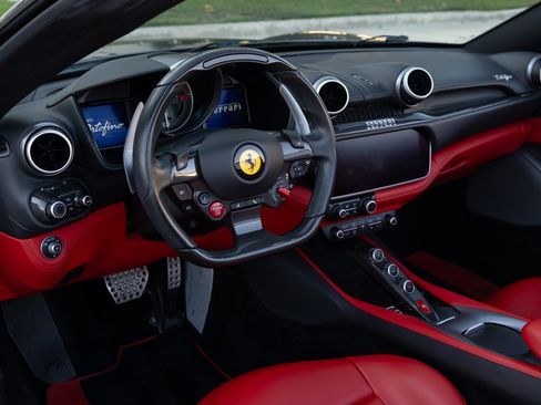 Used 2020 Ferrari Portofino Convertible 2D image 14