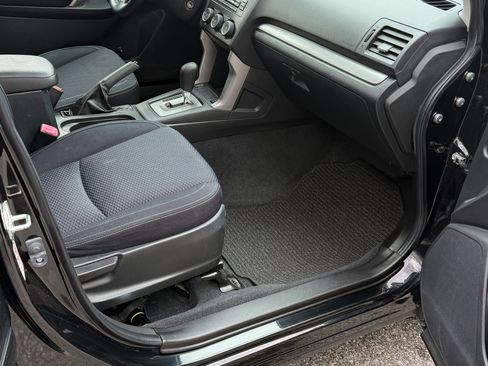 Used 2015 Subaru Forester 2.5i Premium w/ All-Weather Package image 9