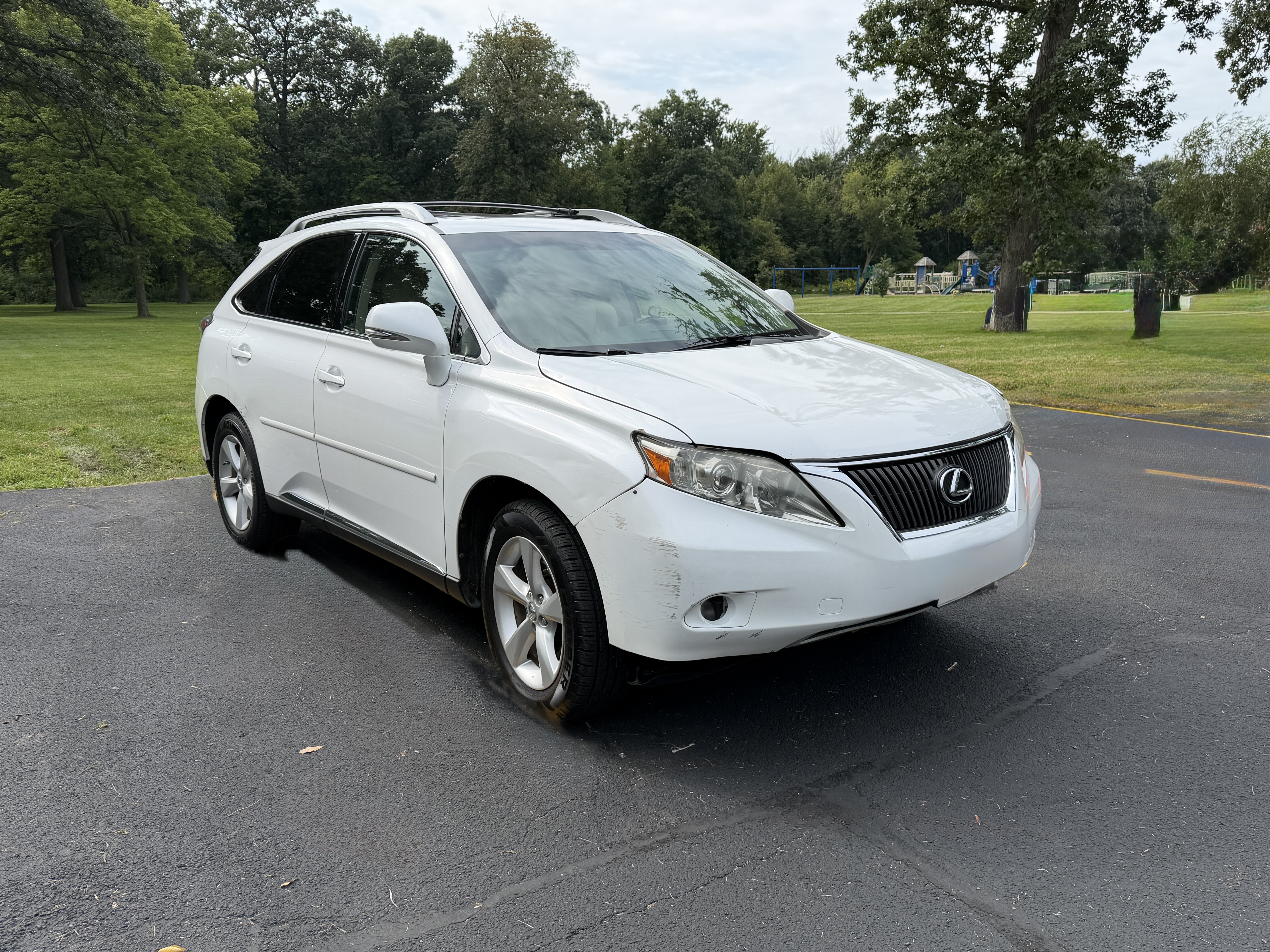 Used 2011 Lexus RX 350 AWD w/ Premium Pkg image 2