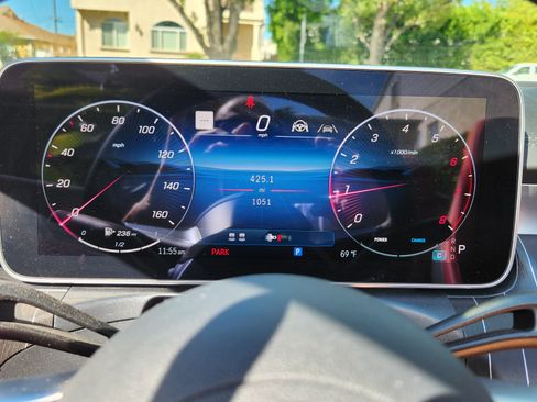 Used 2025 Mercedes-Benz CLE 450 4MATIC Cabriolet image 18