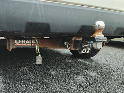 Used 2011 Subaru Outback 2.5i image 16