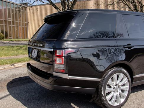 Used 2014 Land Rover Range Rover Supercharged image 16