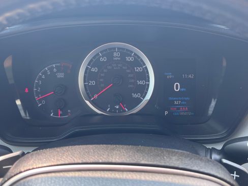 Used 2020 Toyota Corolla SE FWD image 20