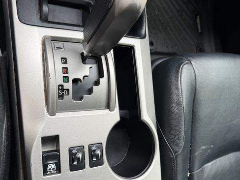 Used 2010 Toyota 4Runner SR5 AWD/4WD image 14