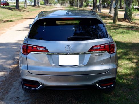 Used 2017 Acura RDX AWD w/ Advance Package image 9