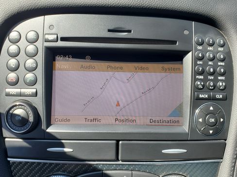 Used 2011 Mercedes-Benz SL 63 AMG image 21