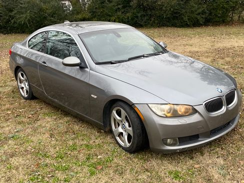 Used 2007 BMW 328i Coupe image 1