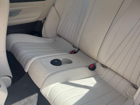 Used 2018 Mercedes-Benz E 400 4MATIC Coupe image 2