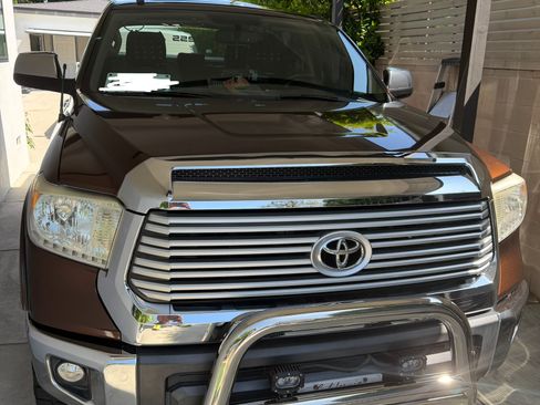 Used 2015 Toyota Tundra Limited RWD image 1
