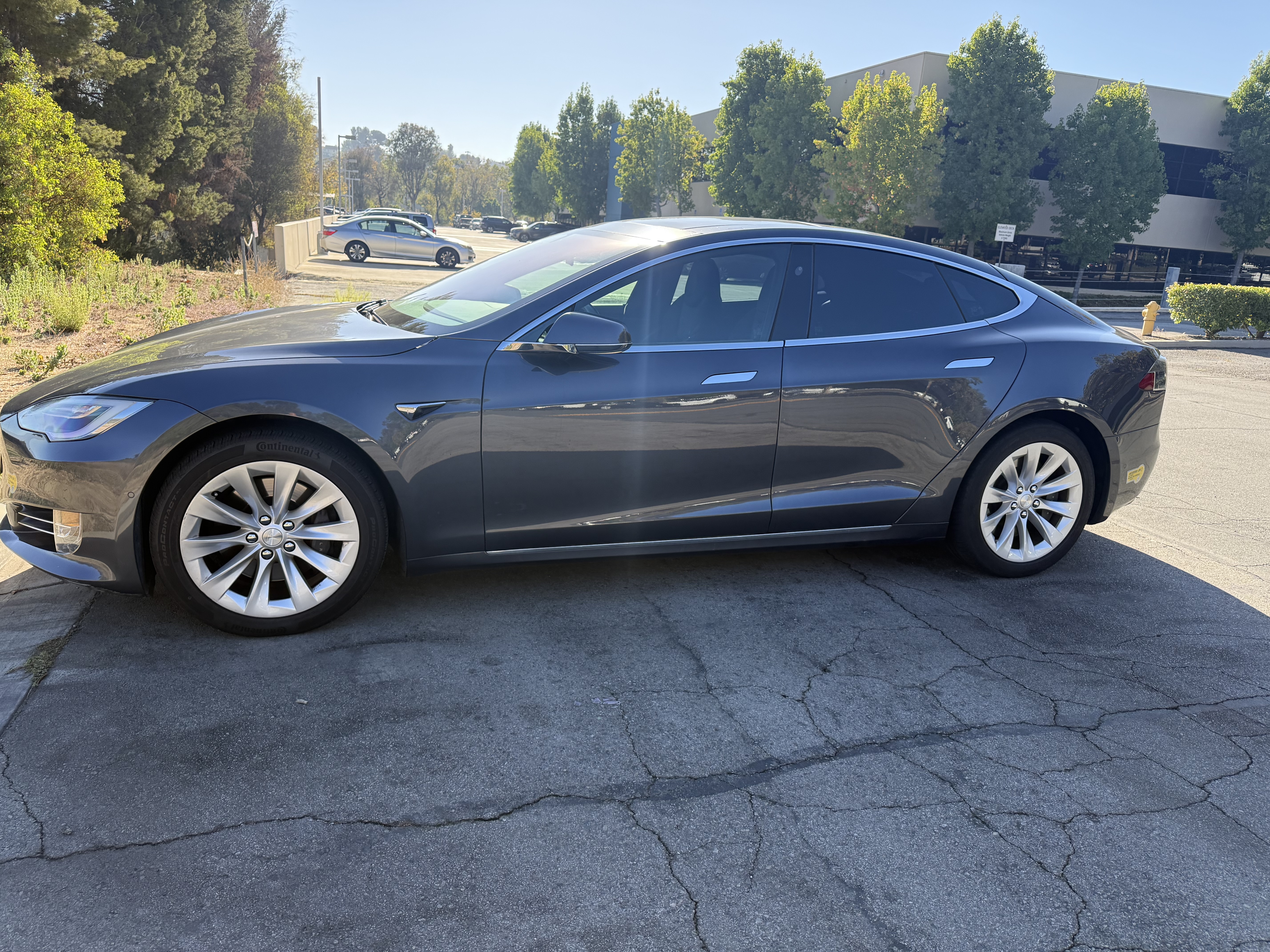 Used 2018 Tesla Model S 75D AWD/4WD image 12