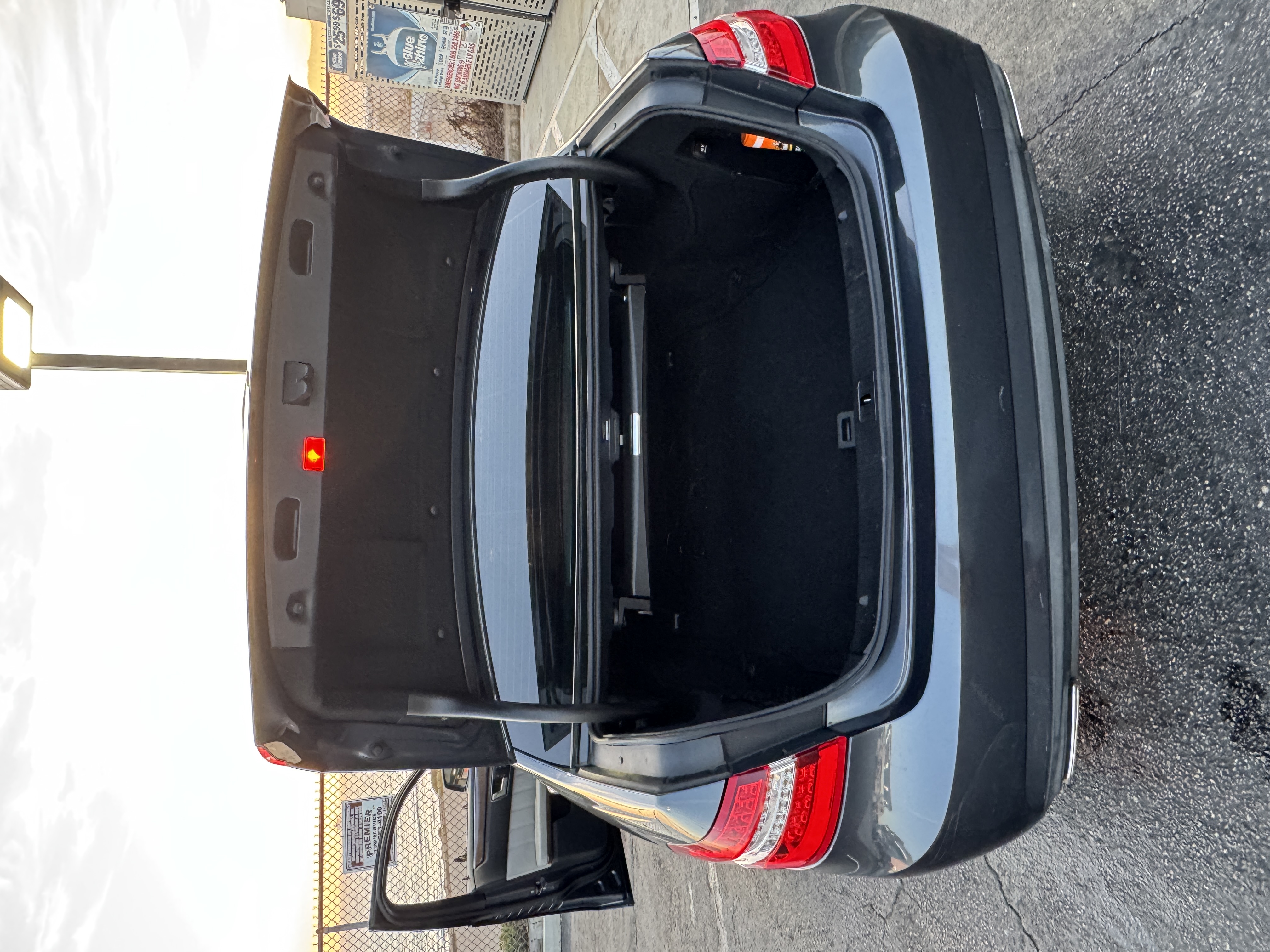 Used 2013 Mercedes-Benz E 350 4MATIC Sedan image 11