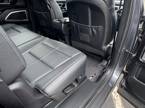 Used 2020 Kia Telluride EX FWD image 17