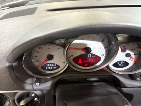 Used 2005 Porsche Boxster S image 2