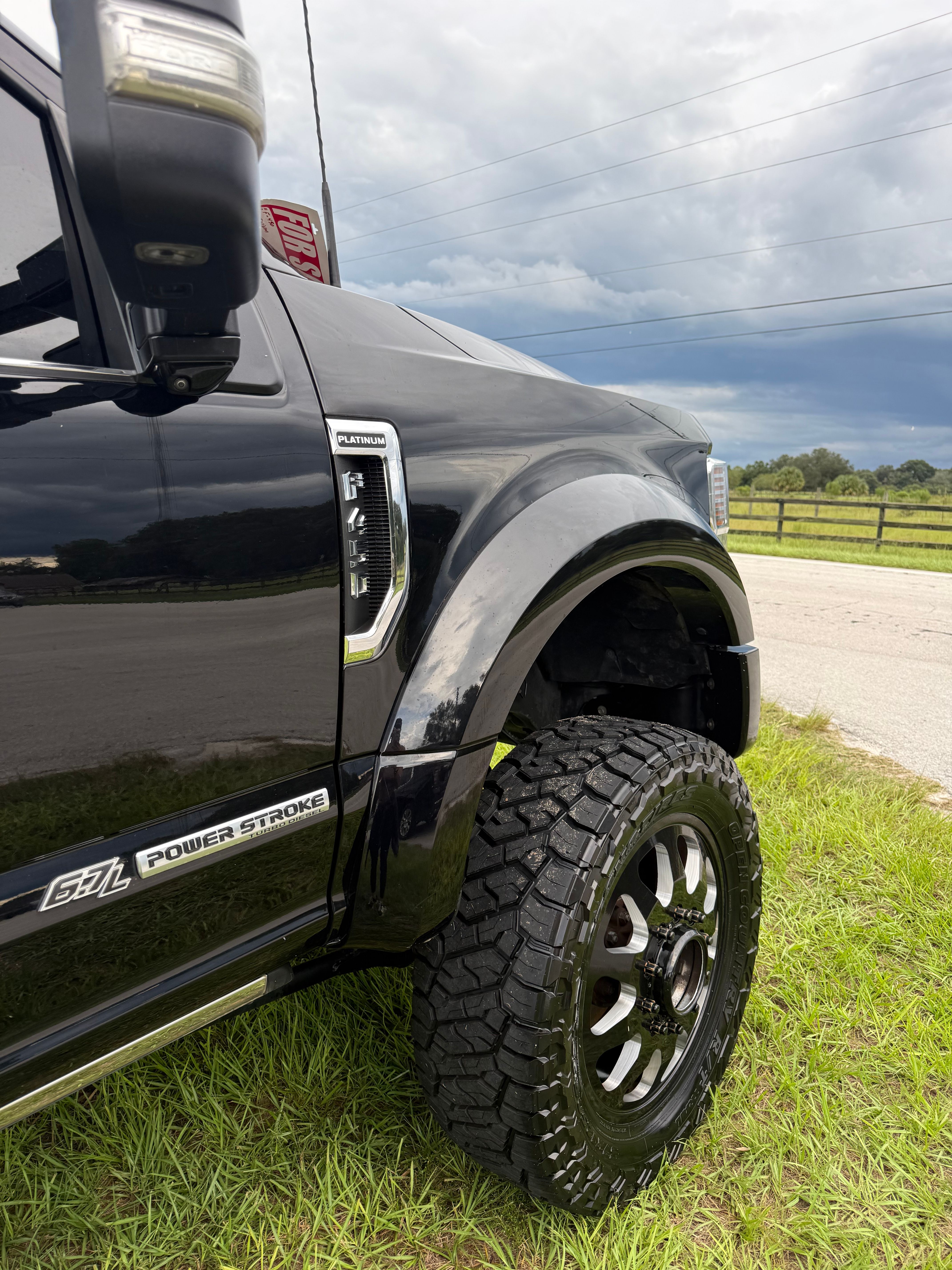 Used 2022 Ford F450 Platinum w/ FX4 Off-Road Package AWD/4WD image 8
