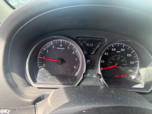 Used 2015 Nissan Versa SV image 16