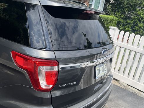 Used 2018 Ford Explorer Limited AWD/4WD image 4