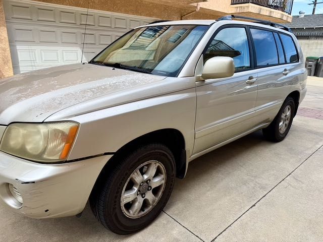 Used 2002 Toyota Highlander 2WD V6 w/ Appearance Pkg image 4