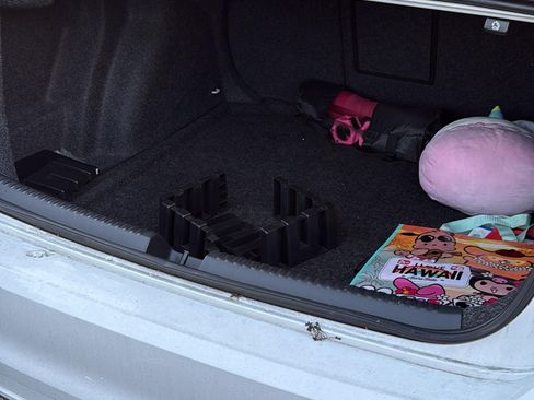 Used 2016 Volkswagen Jetta Sport image 10