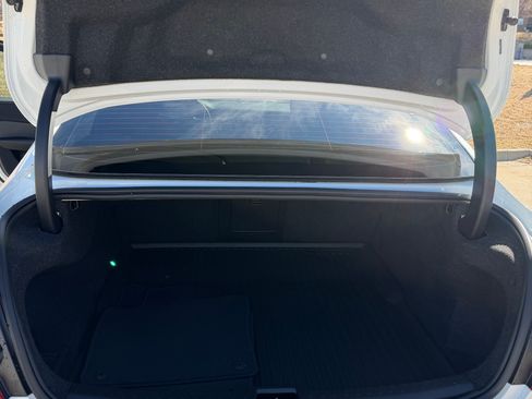 Used 2024 Volvo S60 B5 Plus w/ Climate Package image 10