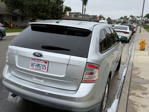 Used 2010 Ford Edge SEL image 4