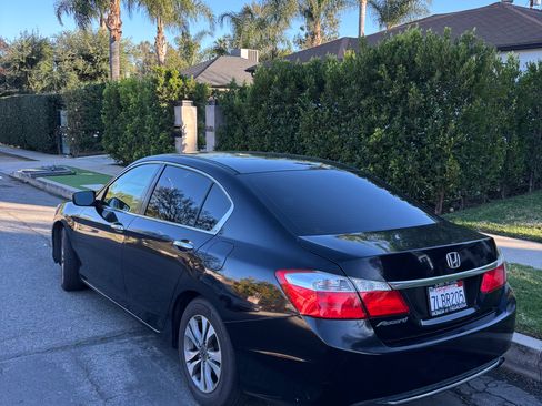 Used 2015 Honda Accord LX image 2