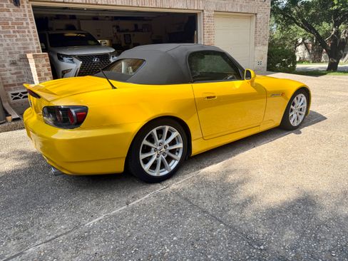 Used 2006 Honda S2000 image 5