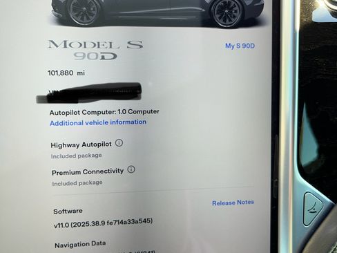 Used 2016 Tesla Model S 90D image 24