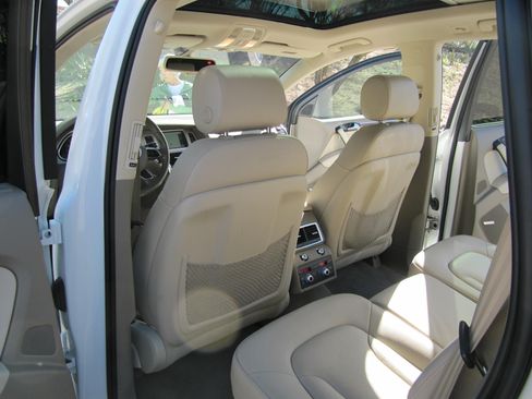 Used 2015 Audi Q7 3.0T Premium Plus image 25