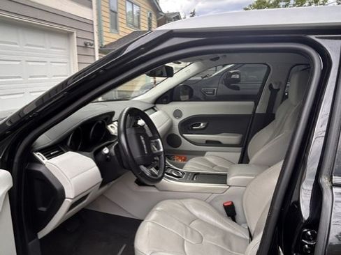 Used 2014 Land Rover Range Rover Evoque Pure Plus AWD/4WD image 10