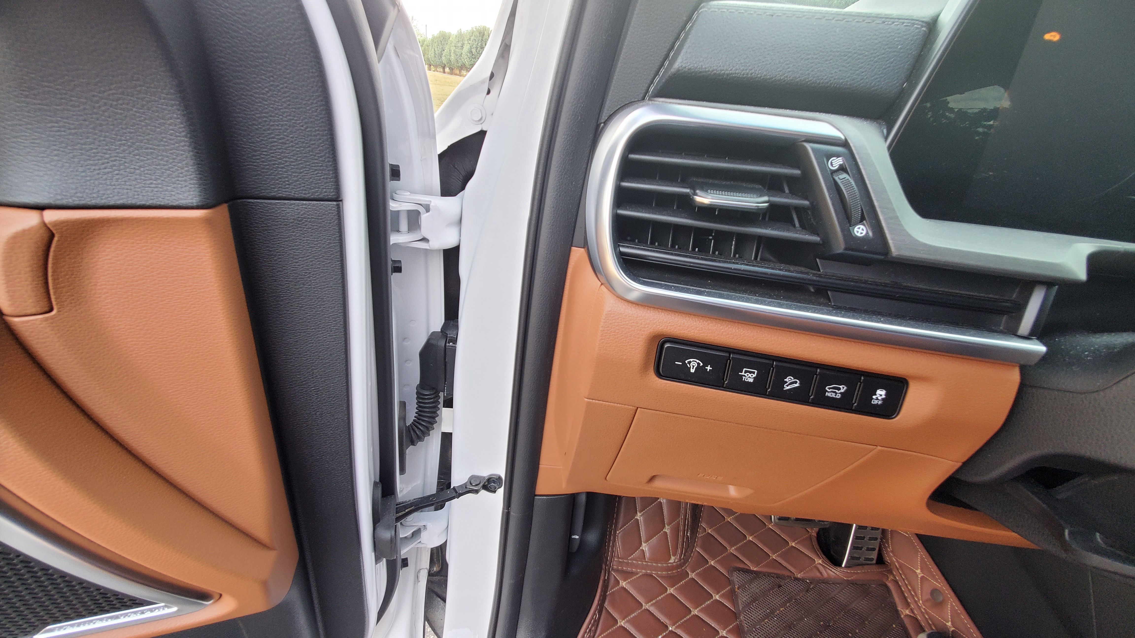 Used 2024 Kia Telluride SX Prestige X-Line AWD/4WD image 2