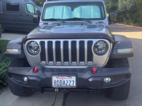Used 2018 Jeep Wrangler Unlimited Rubicon AWD/4WD image 12