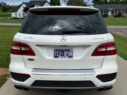 Used 2014 Mercedes-Benz ML 63 AMG 4MATIC image 6